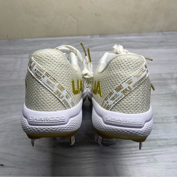 Under Armour UA Glyde 2 MT White Gold Softball Cleats Women’s size 7 - Picture 5 of 15